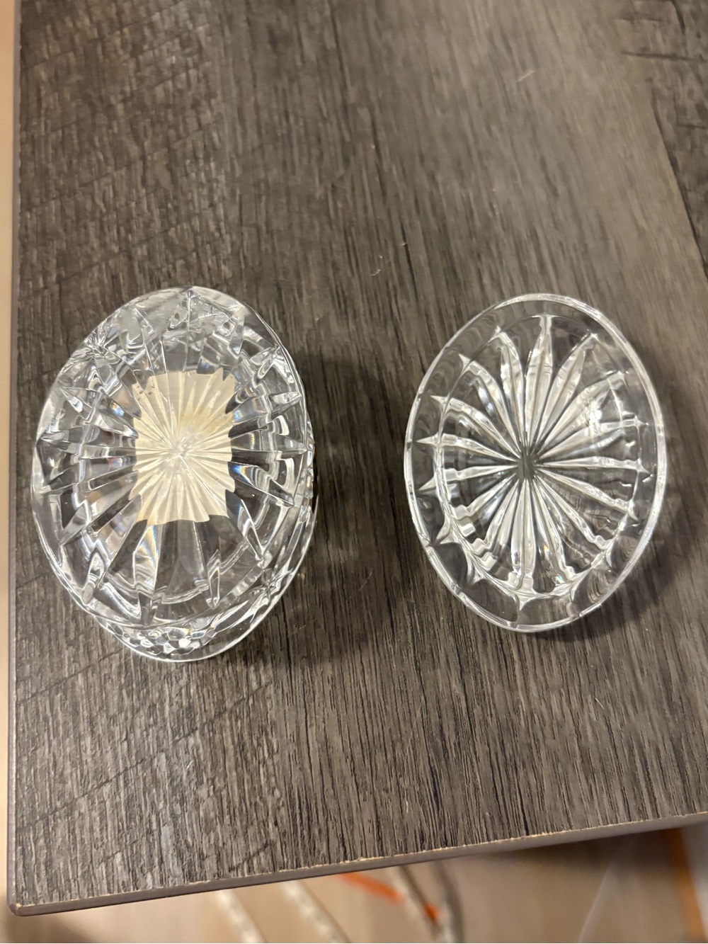 Vintage Waterford Crystal Oval Trinket
Box with Lid. Marked WS1999  , 2.75” - Picture 7 of 11